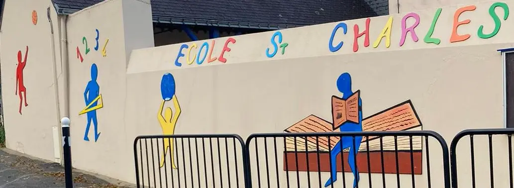 Décor mur côté maternelle